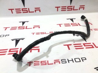 Шланги охлаждающей жидкости, ориг. номер 1606382-00-C, Tesla Model S 2-й рест 2021-2026