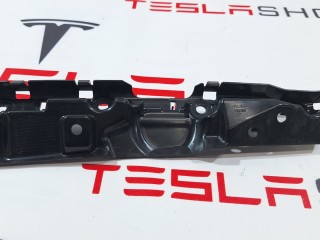 Кронштейн накладки, стойки A, ориг. номер 1585791-00-D, Tesla Model S 2-й рест 2021-2026