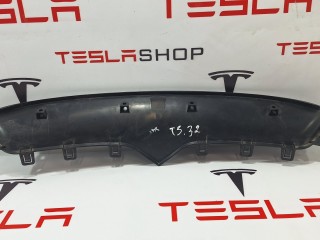 Накладка гриля бампера переднего верхняя, ориг. номер 1047021-00-E, Tesla Model X 2015-2021
