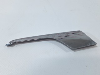 Накладка люверсы, ориг. номер 1049611-00-F, Tesla Model X 2015-2021