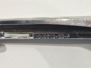 Накладка люверсы, ориг. номер 1049610-00-F, Tesla Model X 2015-2021