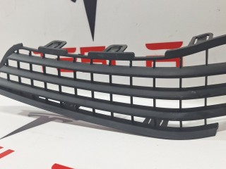 Решётка радиатора бампера переднего, ориг. номер 1050143-00-E, Tesla Model X 2015-2021