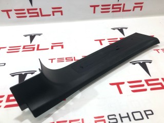 Накладка дверного порога, ориг. номер 1105148-00-B, Tesla Model X 2015-2021