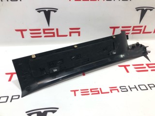 Накладка дверного порога, ориг. номер 1105148-00-B, Tesla Model X 2015-2021
