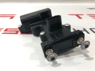 Привод открытия двери, ориг. номер 1045353-00-B, Tesla Model X 2015-2021