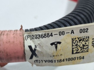 Зажим клеммы АКБ 12V (Минус - ), ориг. номер 2036884-00-A, Tesla Model X 2015-2021
