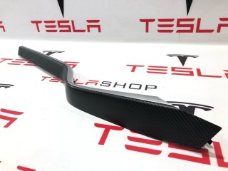 Накладка декоративная обшивки двери, ориг. номер 1035788-11-B, Tesla Model X 2015-2021