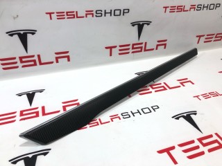 Накладка декоративная обшивки двери, ориг. номер 1036081-09-B, Tesla Model X 2015-2021
