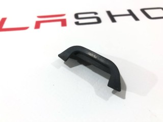 Заглушка корпуса наружной ручки двери, ориг. номер 1053928-00-C, Tesla Model X 2015-2021