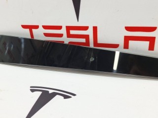 Накладка стойки B, наружная, ориг. номер 1069104-00-D, 1092311-98-F, Tesla Model X 2015-2021