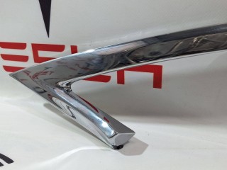 Молдинг кузова боковой, ориг. номер 1032123-50-F, Tesla Model X 2015-2021