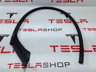 Уплотнитель проема дверного, ориг. номер 1032147-00-C, Tesla Model X 2015-2021