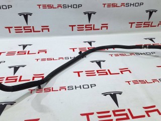 Шланги охлаждающей жидкости, ориг. номер 1041526-00-H, Tesla Model X 2015-2021