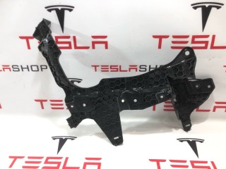 Кронштейн обшивки багажного отделения, ориг. номер 1080701-00-D, Tesla Model X 2015-2021