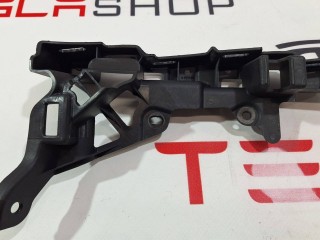 Кронштейн накладки, стойки C, ориг. номер 1056083-00-C, 1051825-00-C, Tesla Model X 2015-2021