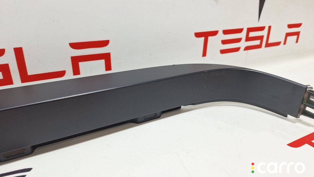 Накладка проема подъемной задней двери Tesla Model X 2015-2021, 1060050-00-E, фото 3