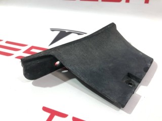 Обтекатель накладки порога, ориг. номер 1045636-00-D, Tesla Model X 2015-2021