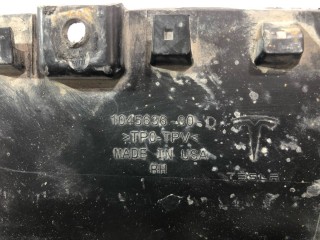 Обтекатель накладки порога, ориг. номер 1045636-00-D, Tesla Model X 2015-2021