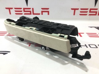 Накладка подъемной задней двери, ориг. номер 1055010-06-J, 1051557-00-E, Tesla Model X 2015-2021