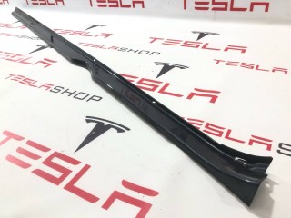 Молдинг накладки порога, ориг. номер 1012215-00-G, Tesla Model S 2012-2016