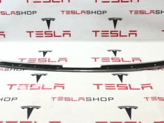 Молдинг кузова боковой, ориг. номер 103930800A, 1051821-00-E, Tesla Model S 2012-2016
