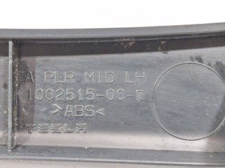 Накладка стойки А, (средняя высота), ориг. номер 1002515-00-D, Tesla Model S 2012-2016