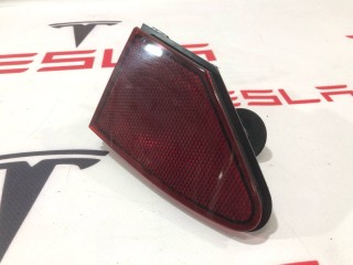 Отражатель фонаря на заднем крыле, ориг. номер 1022421-00-C, 1010363-00-E, Tesla Model X 2015-2021