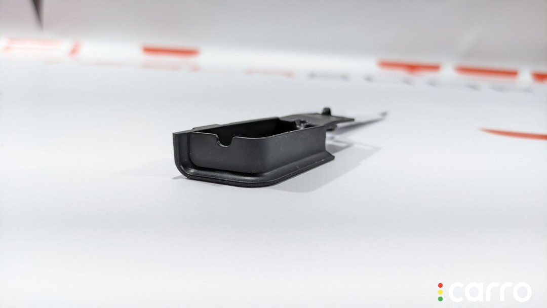 Фитинг для подключения iPhone Tesla Model X 2015-2021, 1061286-00-A, фото 3