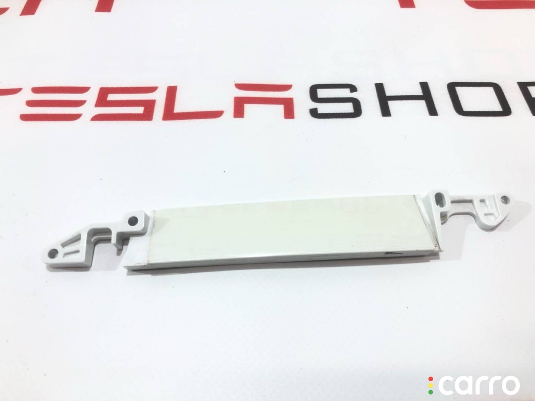 Пластина ручки наружной механизма двери Tesla Model S 2-й рест 2021-2026, 1008982-00-D, фото 1