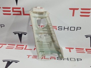 прочая запчасть, ориг. номер 1021613-01-A, Tesla Model S 2012-2016