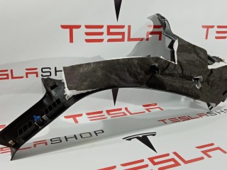 Накладка стойки С, ориг. номер 1008334-08-H, Tesla Model S 2012-2016