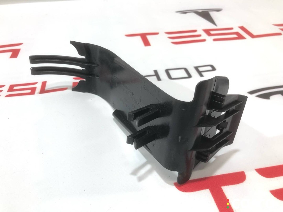 Накладка на сиденья 3-го ряда Tesla Model X 2015-2021, 1066957-00-D, фото 3
