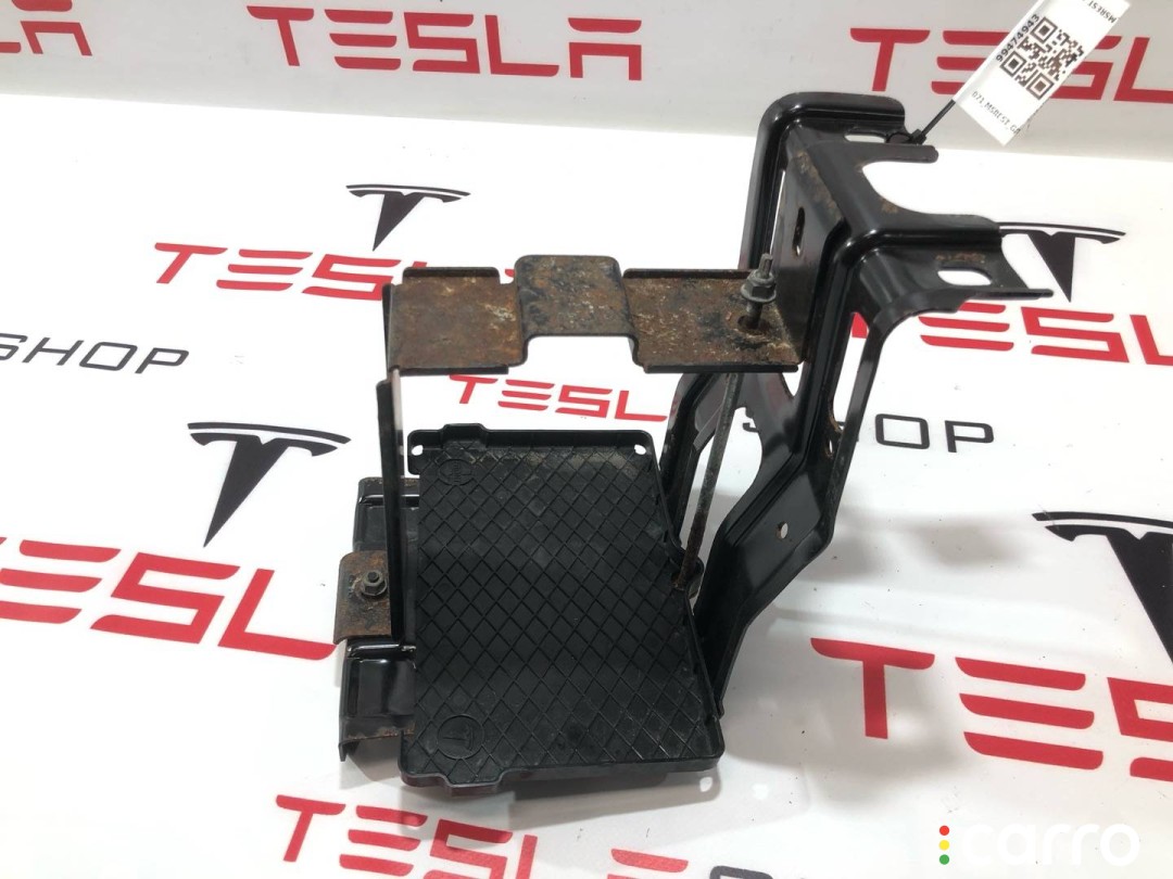 Крепление аккумулятора 12V Tesla Model S 2012-2016, 1024085-00-A, фото 1
