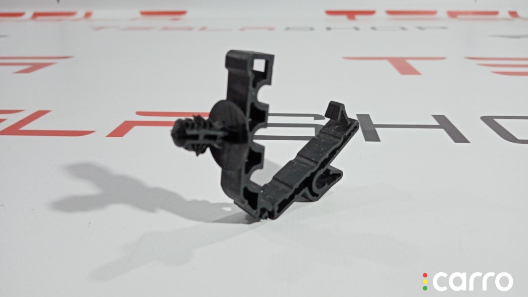 Клипса крепления тормозных трубок Tesla Model S 2012-2016, 6008135-00-E, фото 1
