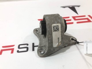 Кронштейн крепления заднего мотора, ориг. номер 1028034-00-B, Tesla Model S 2012-2016