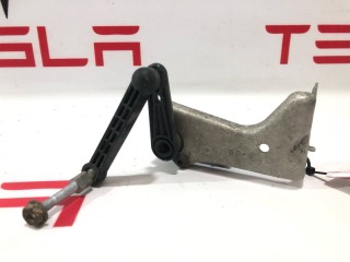 Датчик уровня пневмоподвески, ориг. номер 6006523-00-B, 1027971-00-A, Tesla Model S 2012-2016