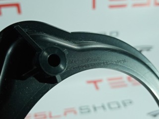 прочая запчасть, ориг. номер 1079742-00-A, 1103167-00-A, Tesla Model Y 2020-2026