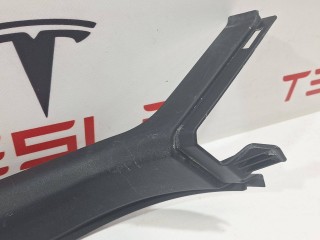 Накладка багажного проема внутренняя, ориг. номер 1009065-00-C, Tesla Model S 2012-2016