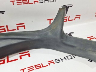 Накладка стойки С, ориг. номер 1051769-03-C, 1051769-02-C, 1008718-03-A, Tesla Model S 2012-2016
