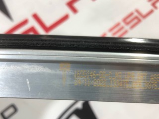 Молдинг кузова боковой, ориг. номер 1600146-00-B, Tesla Model S 2-й рест 2021-2026