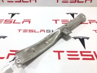 прочая запчасть, ориг. номер 1064610-00-D, Tesla Model S 2012-2016