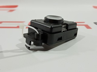 Фонарь подсветки салона, ориг. номер 1002484-00-S, Tesla Model S 2012-2016