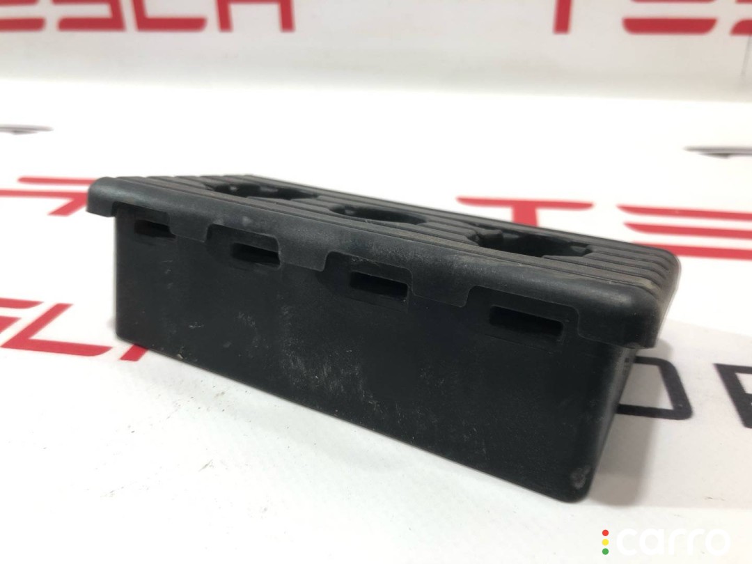Опора под домкрат (подушка) Tesla Model S 2012-2016, 1009124-00-C, фото 3