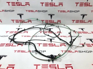 Пневмопровод, ориг. номер 1027937-00-C, Tesla Model S 2012-2016