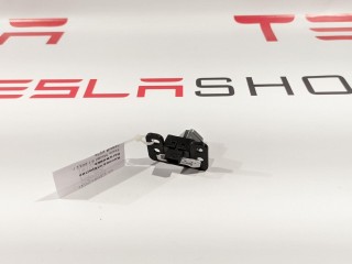 прочая запчасть, ориг. номер 6008906-00-C, Tesla Model X 2015-2021