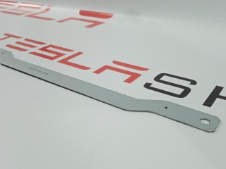 Кронштейн крепления монитора MCU к корпусу, ориг. номер 1453757-00-B, Tesla Model S 2012-2016