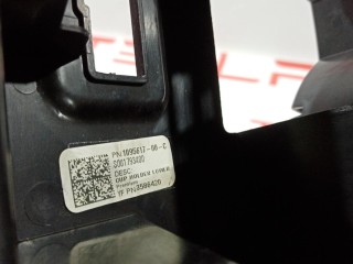 Корпус подстаканника центральной консоли, ориг. номер 1095617-00-C, Tesla Model 3 2017-2021