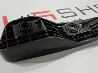Кронштейн крепления фонаря, ориг. номер 1083992-00-D, Tesla Model 3 2017-2021