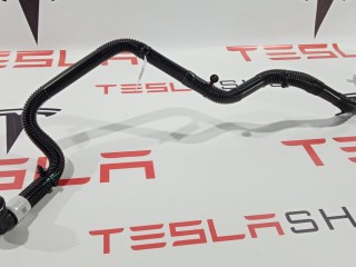 Шланги охлаждающей жидкости, ориг. номер 1530116-00-A, Tesla Model 3 2017-2021