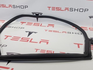 Уплотнитель проема дверного, ориг. номер 1090510-00-K, Tesla Model 3 2017-2021